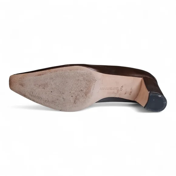 Manolo Blahnik Nobaman Patent Brown Pumps 7.5 (37.5) - Picture 9 of 10